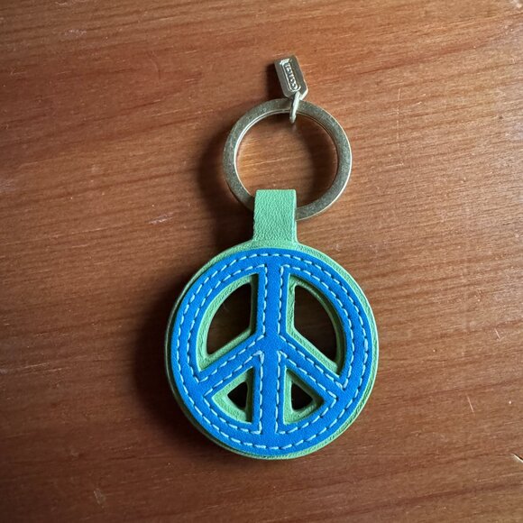 Vintage Coach Authentic Two Sided Peace Sign Key Chain - Picture 4 of 7